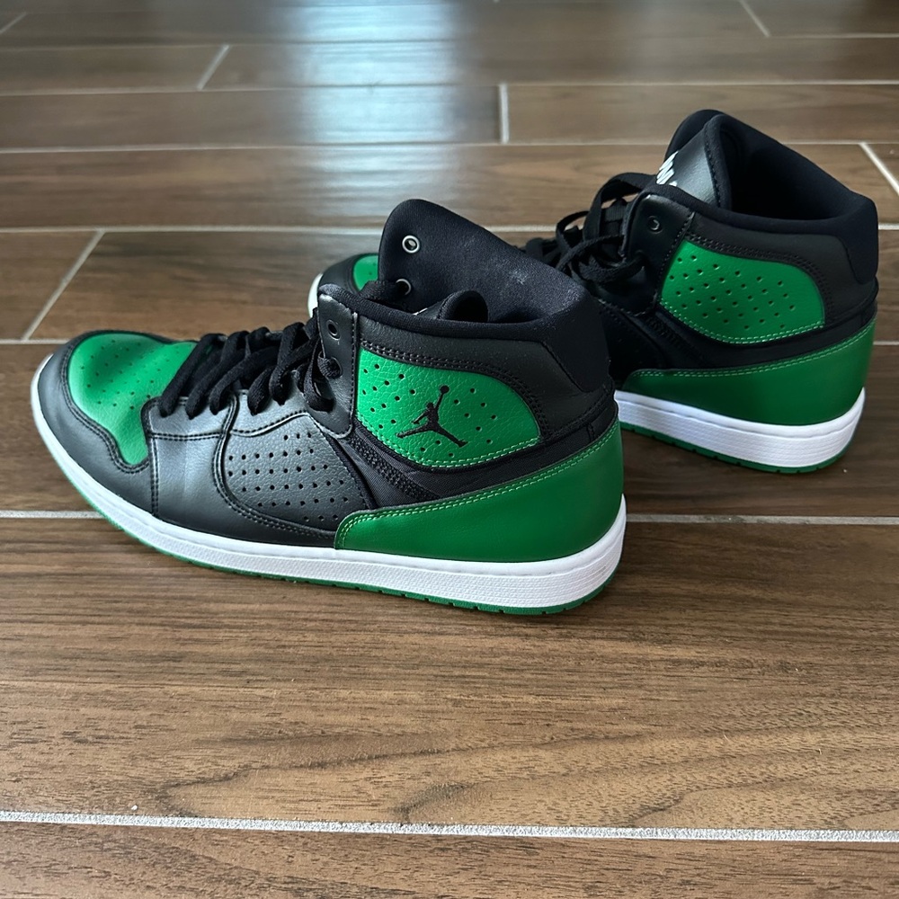 Jordan Black and Green Sneakers for Everyday Comfort